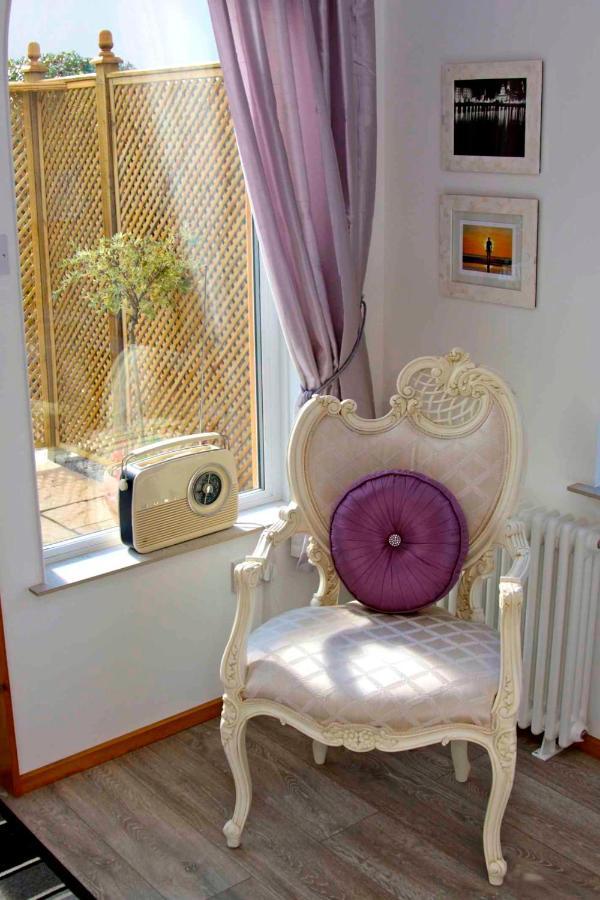 Bed and Breakfast Formby Pinewood Studio Zewnętrze zdjęcie